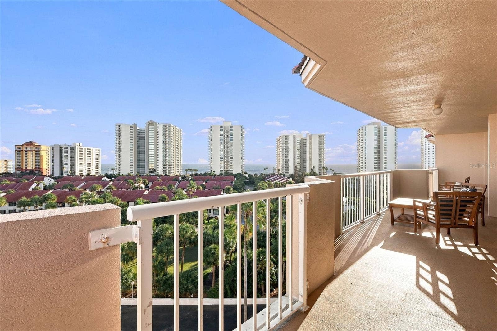 3 OCEANS WEST BOULEVARD, #7D7, Daytona Beach Shores, FL 32118