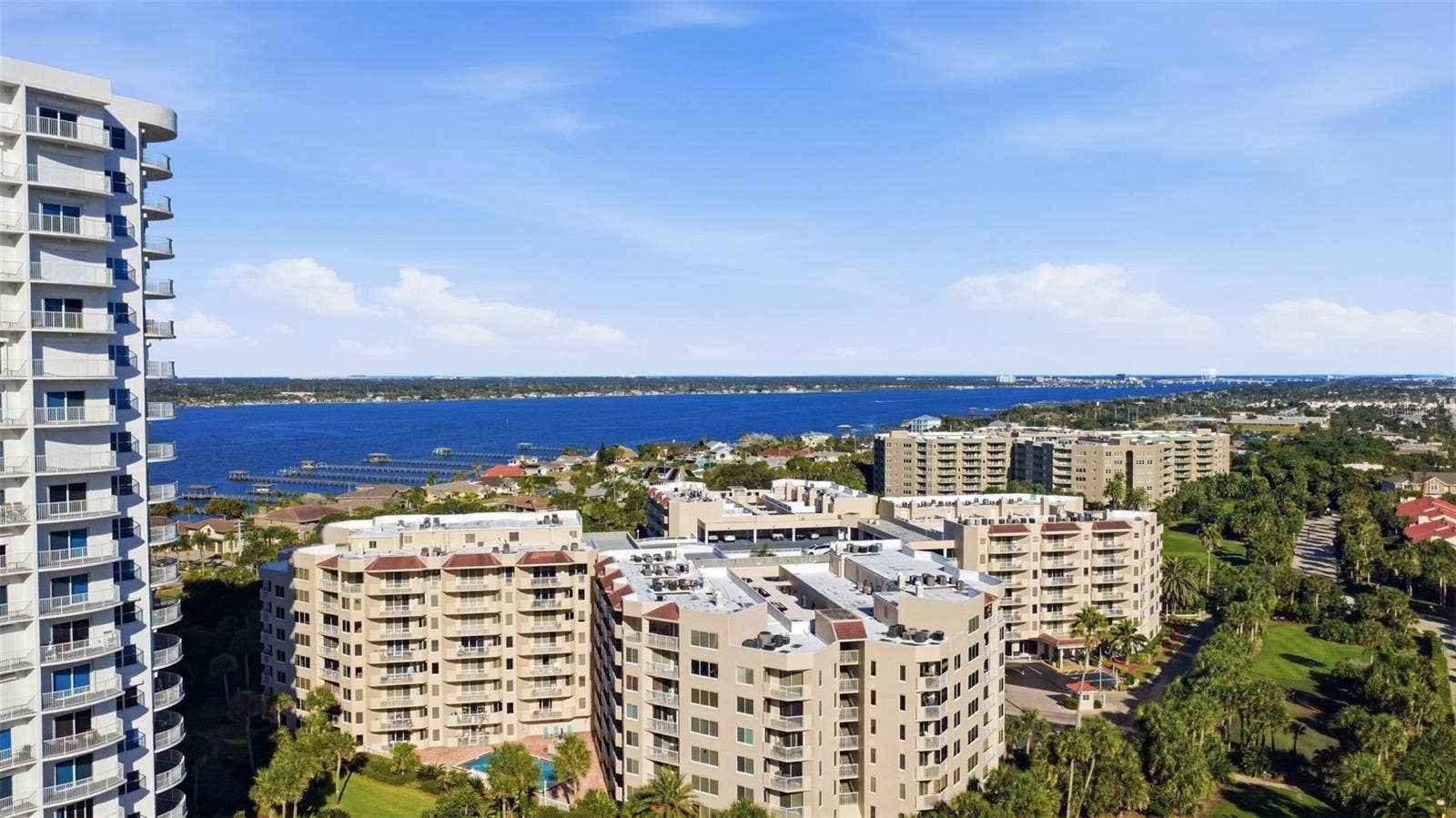3 OCEANS WEST BOULEVARD, #7D7, Daytona Beach Shores, FL 32118