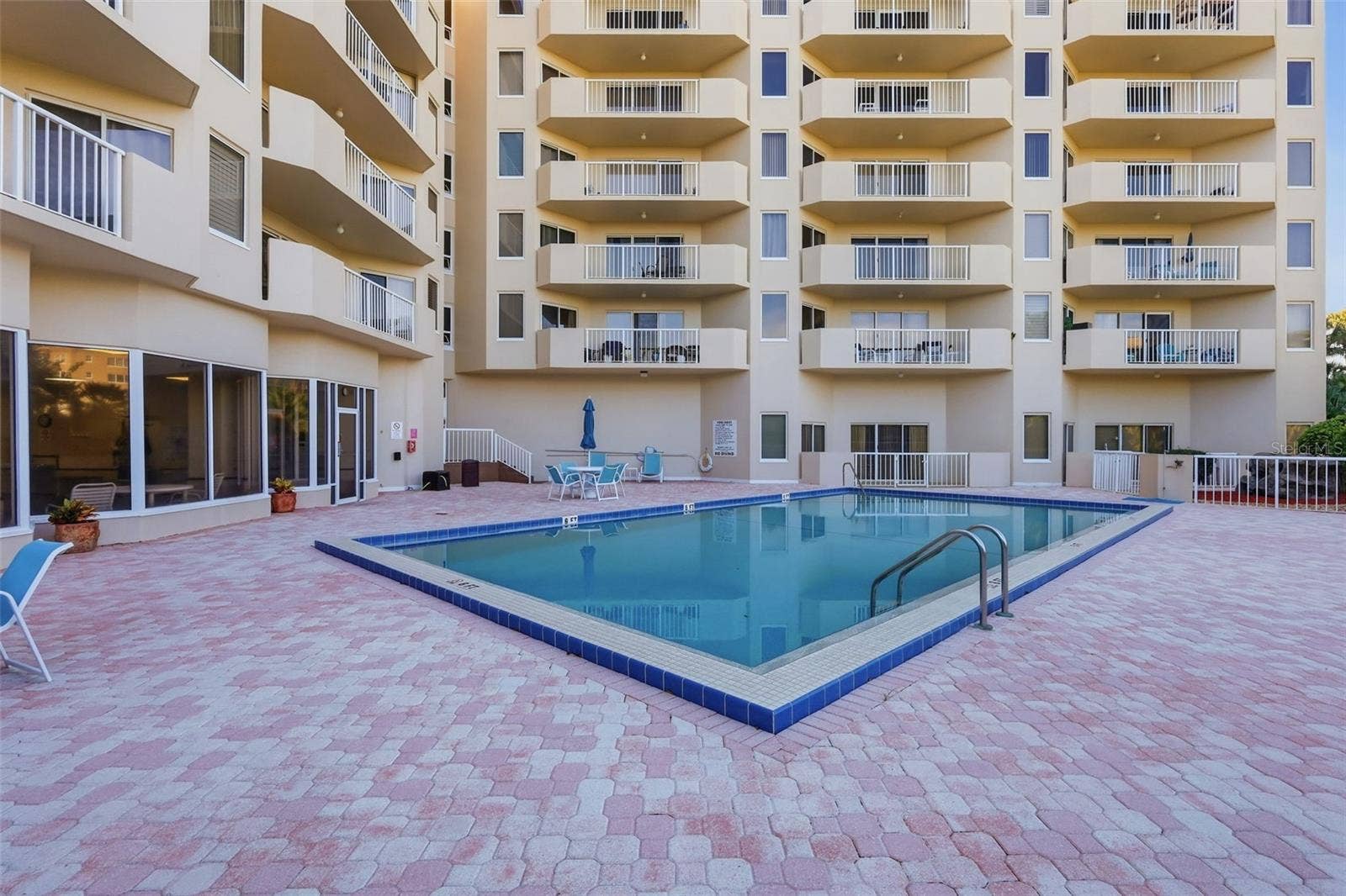 3 OCEANS WEST BOULEVARD, #7D7, Daytona Beach Shores, FL 32118