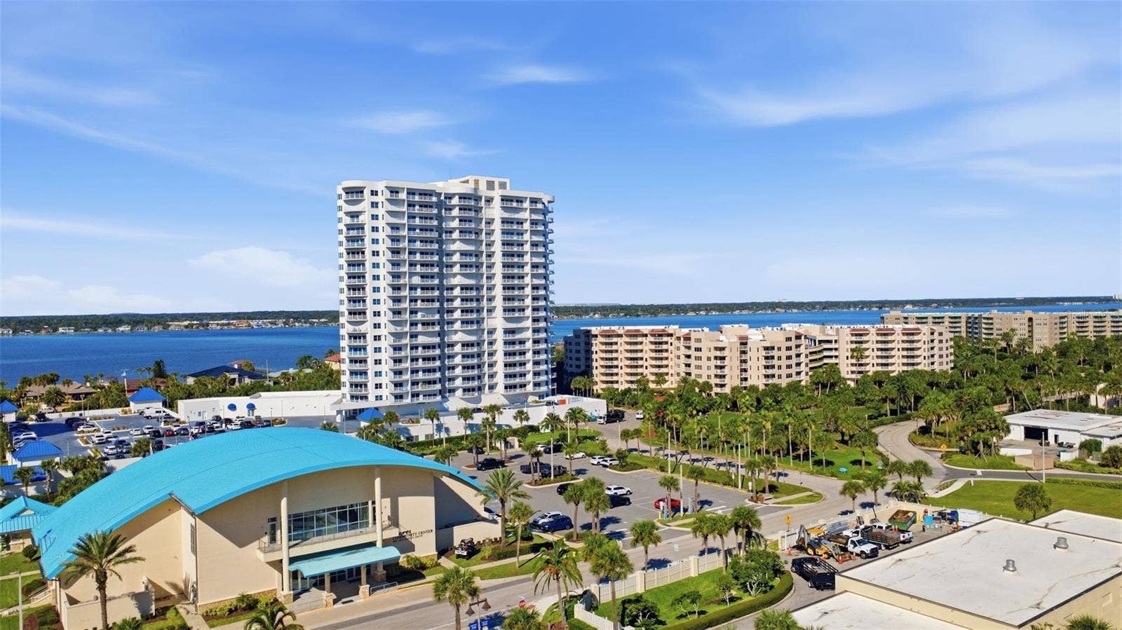 3 OCEANS WEST BOULEVARD, #7D7, Daytona Beach Shores, FL 32118