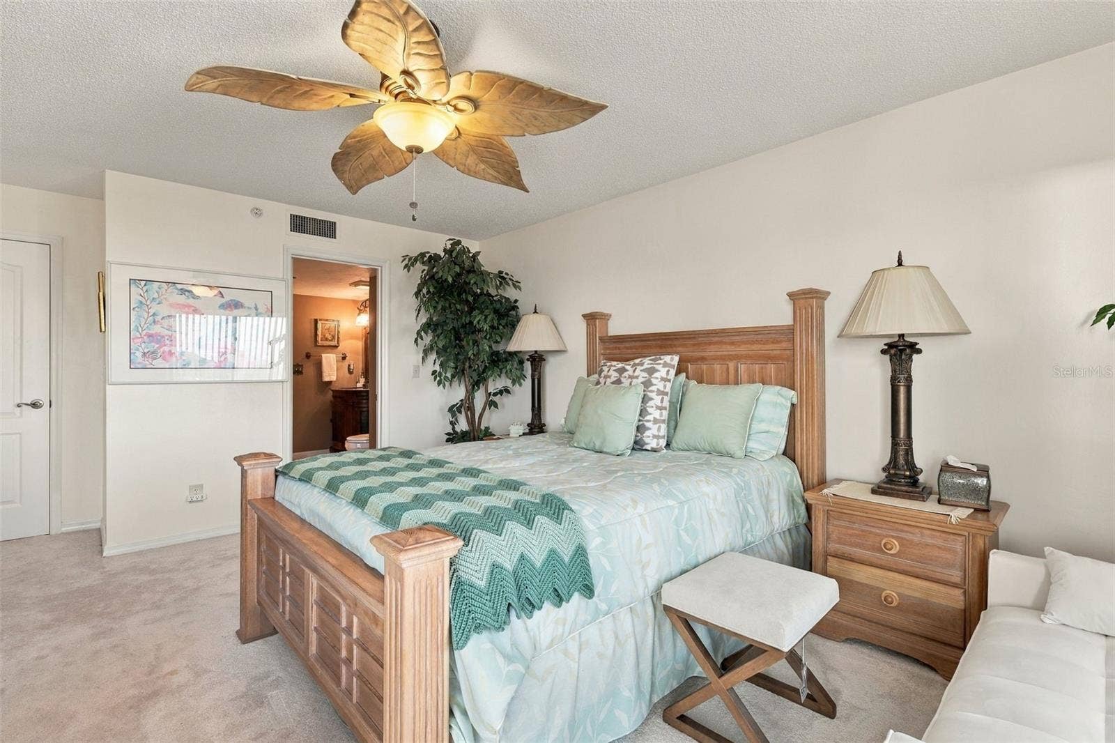3 OCEANS WEST BOULEVARD, #7D7, Daytona Beach Shores, FL 32118