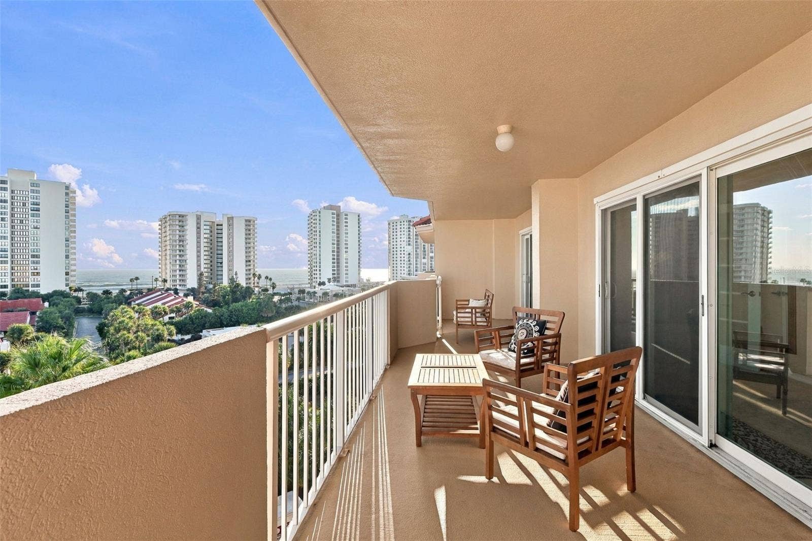 3 OCEANS WEST BOULEVARD, #7D7, Daytona Beach Shores, FL 32118
