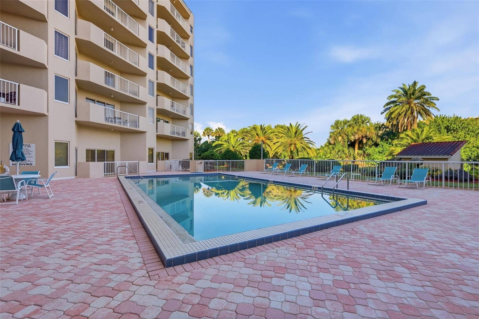 3 OCEANS WEST BOULEVARD, #7D7, Daytona Beach Shores, FL 32118