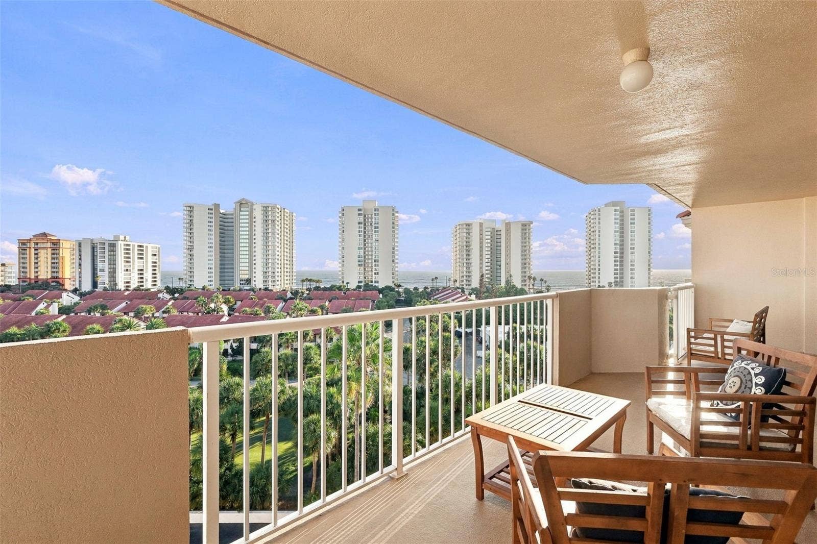 3 OCEANS WEST BOULEVARD, #7D7, Daytona Beach Shores, FL 32118