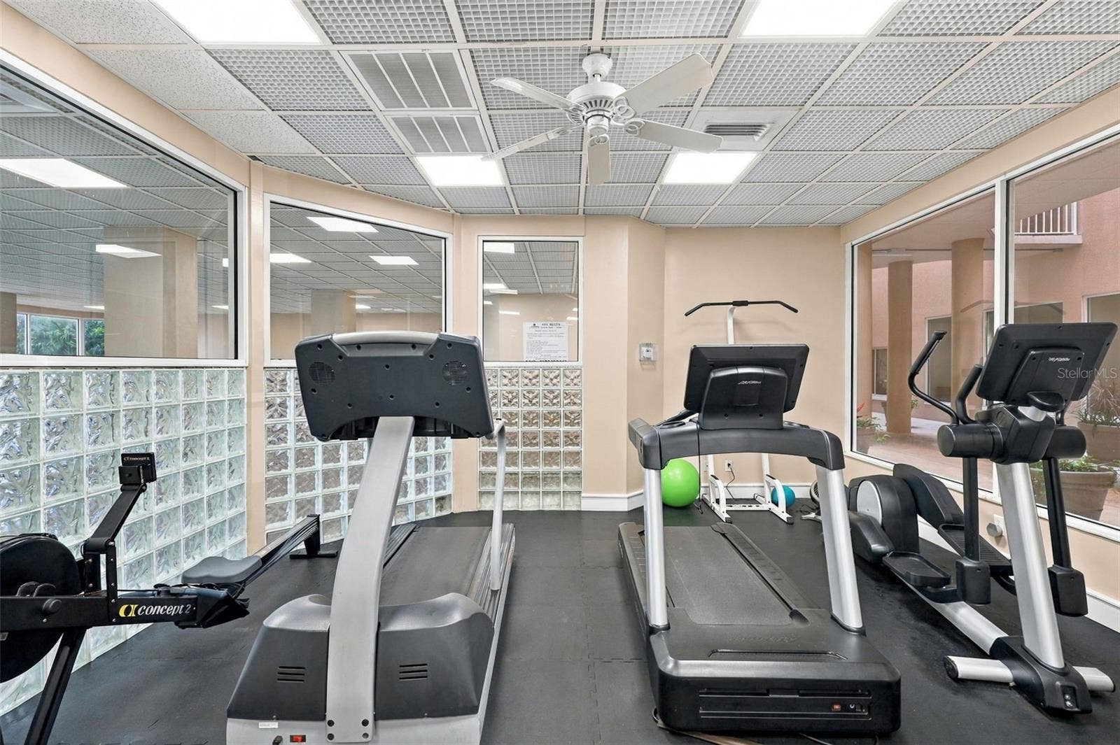 3 OCEANS WEST BOULEVARD, #7D7, Daytona Beach Shores, FL 32118