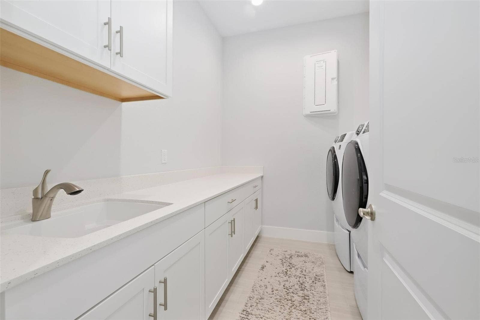 409 MOSAIC BOULEVARD, Daytona Beach, FL 32124