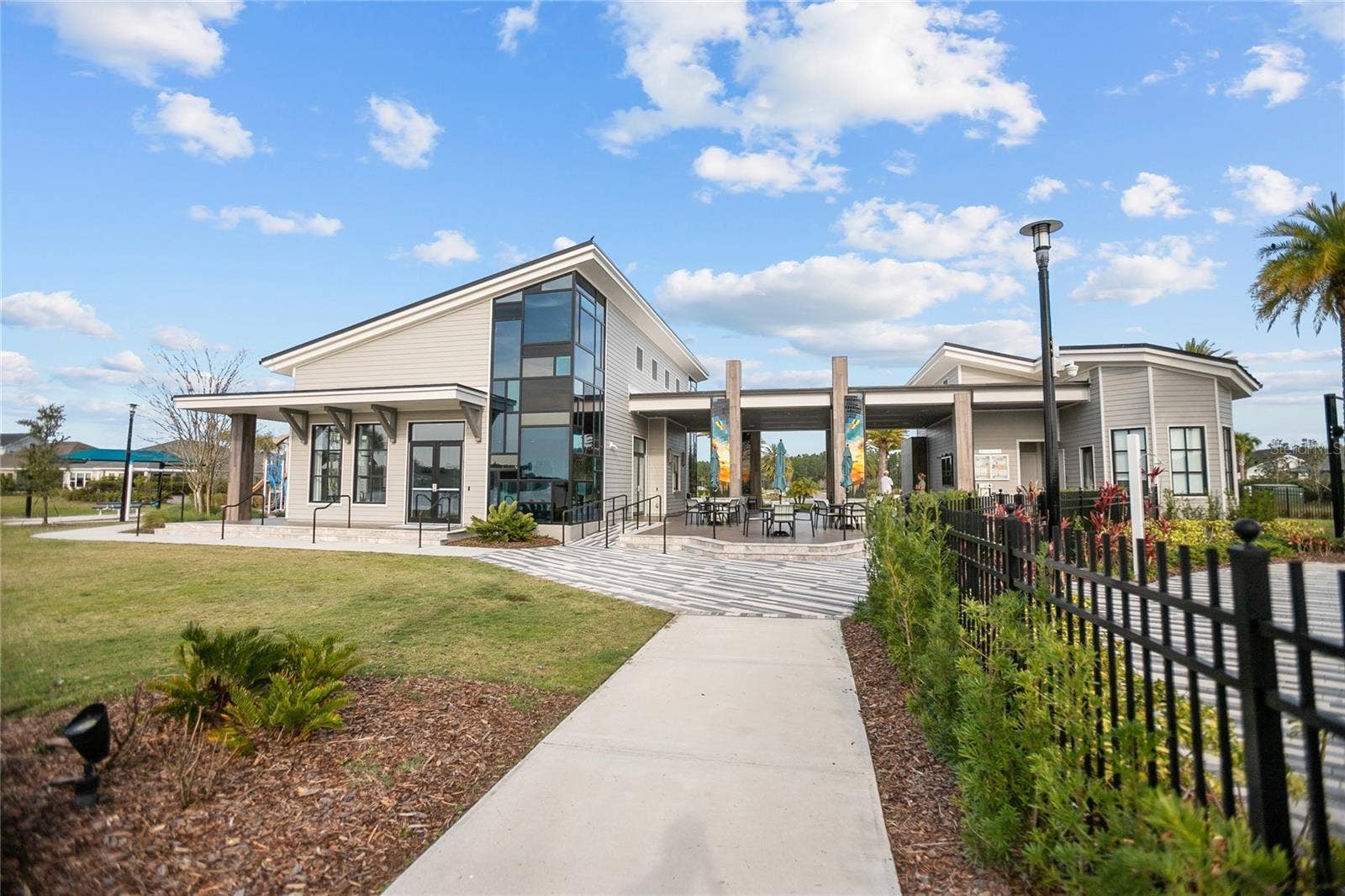 409 MOSAIC BOULEVARD, Daytona Beach, FL 32124