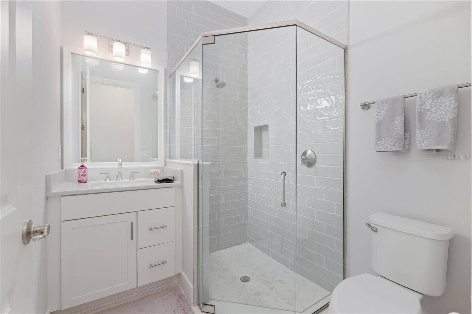409 MOSAIC BOULEVARD, Daytona Beach, FL 32124
