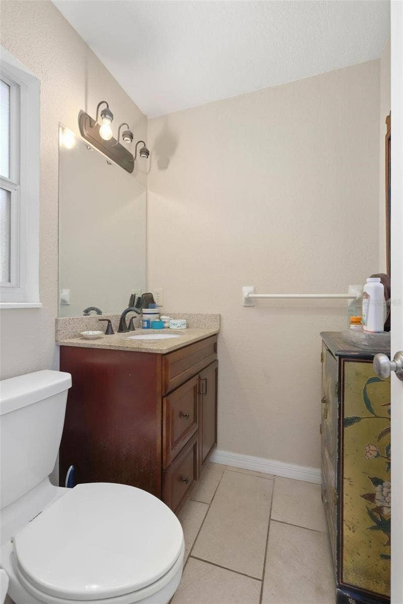 914 CASS STREET, Deland, FL 32720 914 CASS STREET, Deland, FL 32720