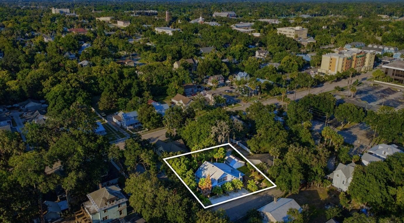 APPROX PROPERTY OUTLINE