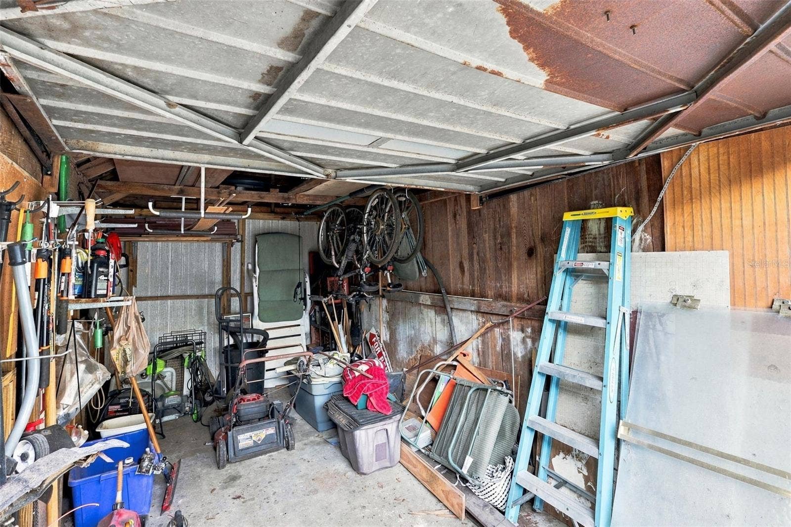 STORAGE SPACE