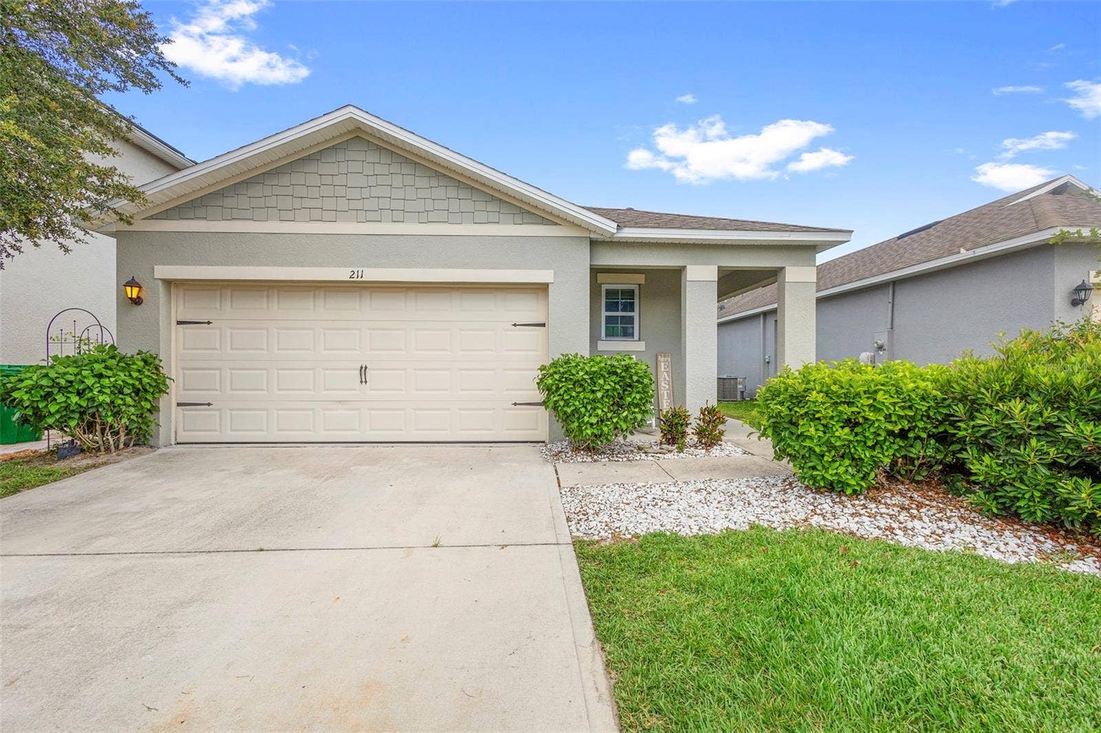 211 DUKE DRIVE, Deland, FL 32724 211 DUKE DRIVE, Deland, FL 32724