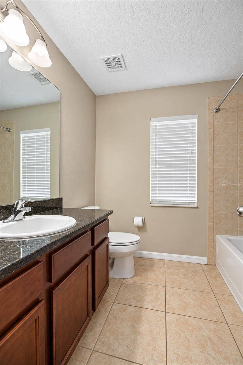 42 BECKNER LANE, Palm Coast, FL 32137 SECOND BATH- VIRTUALLY STAGED