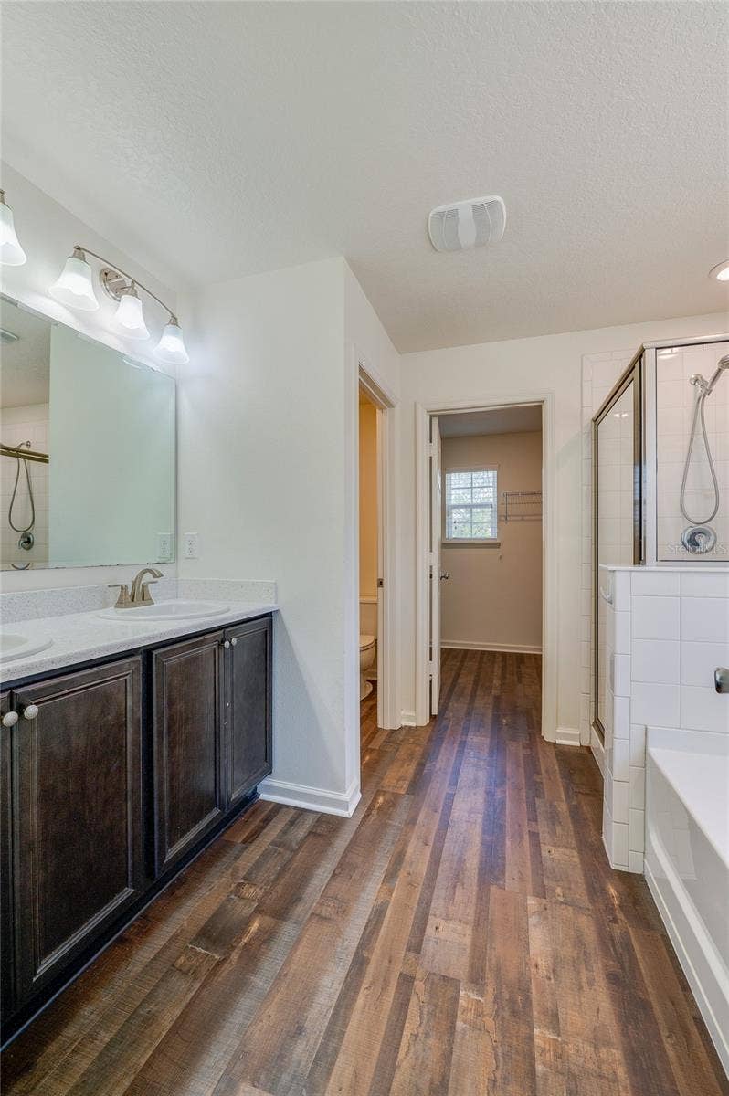 421 CHAMPION RIDGE DRIVE, Daytona Beach, FL 32124 Primary bath with double sinks