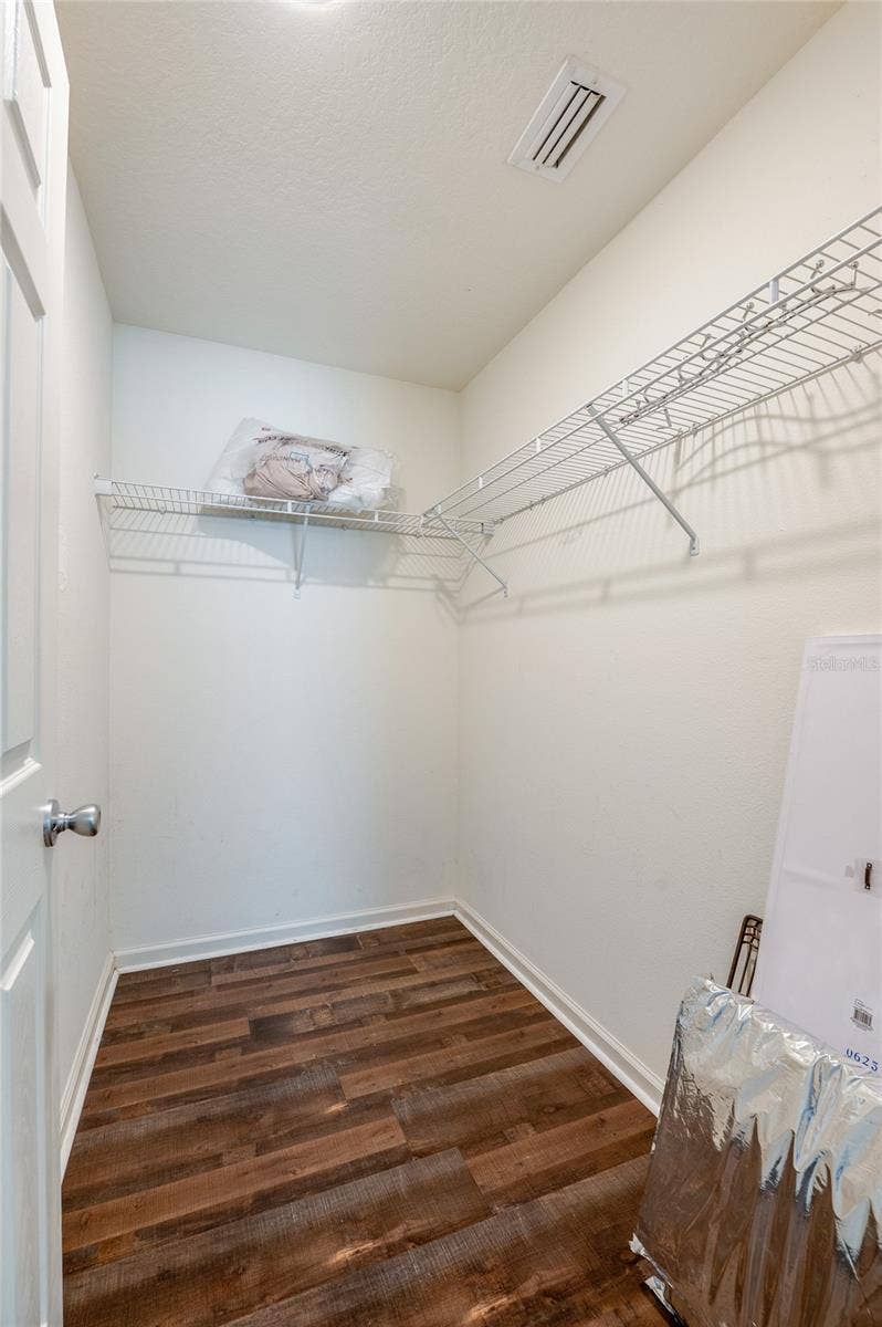 421 CHAMPION RIDGE DRIVE, Daytona Beach, FL 32124 Walk in closet