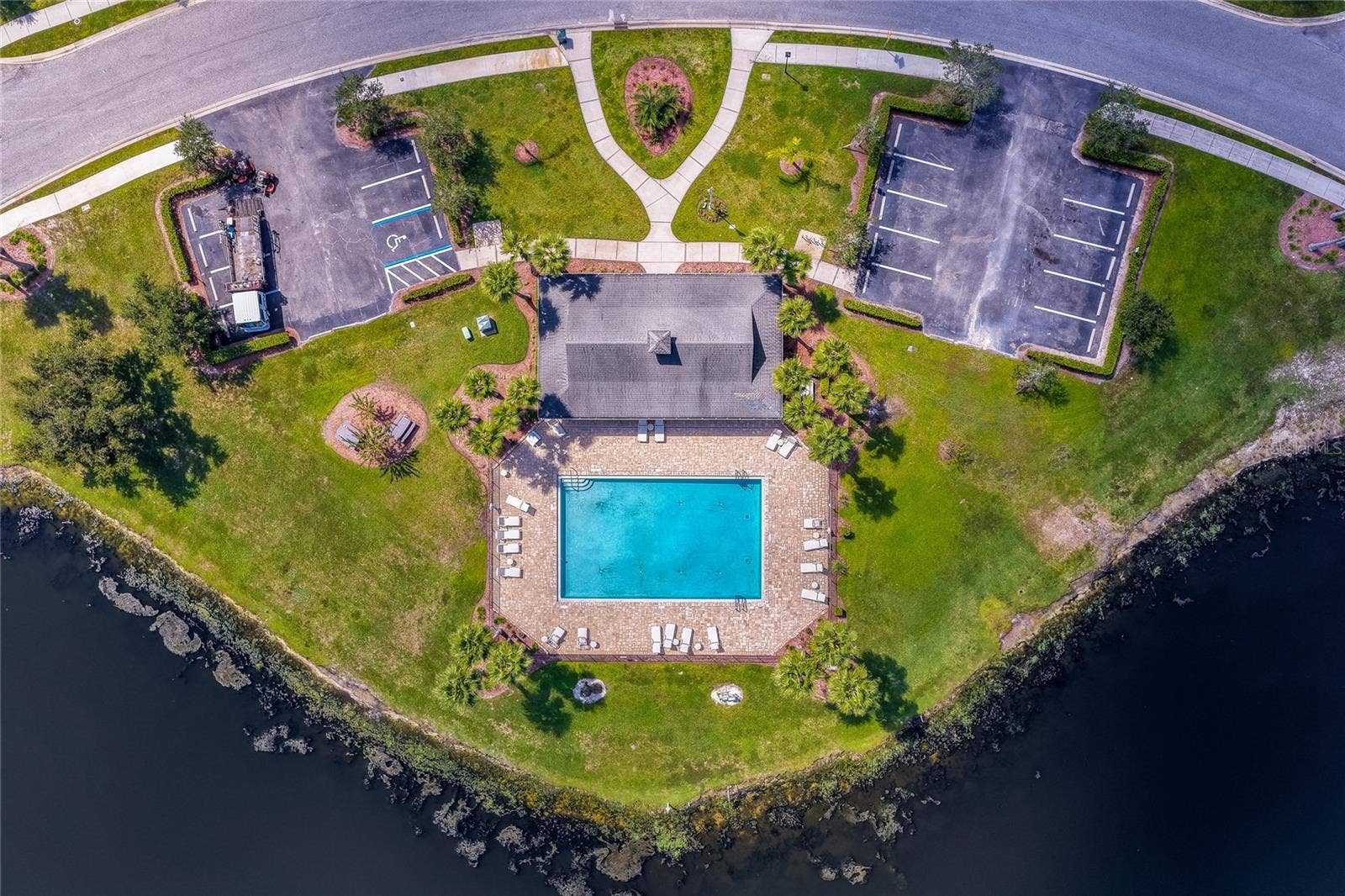 421 CHAMPION RIDGE DRIVE, Daytona Beach, FL 32124 Nieghborhood pool and cabana