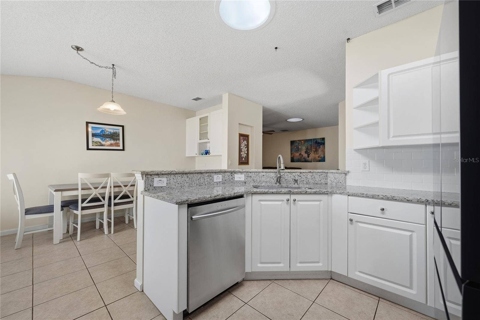 113 WESTCOTT LANE, Deland, FL 32724 Kitchen to dr