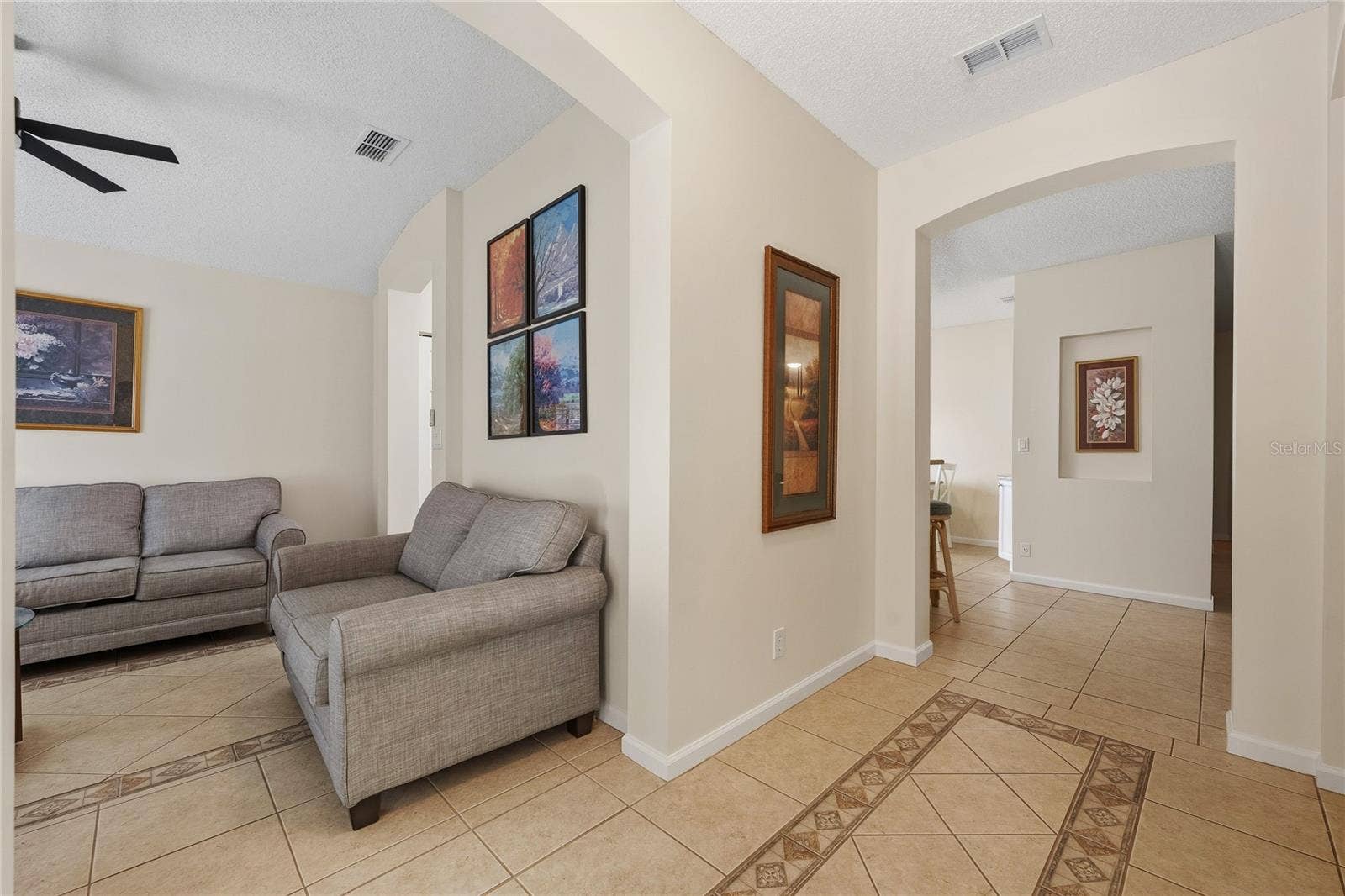 113 WESTCOTT LANE, Deland, FL 32724 Entry w/office space on left