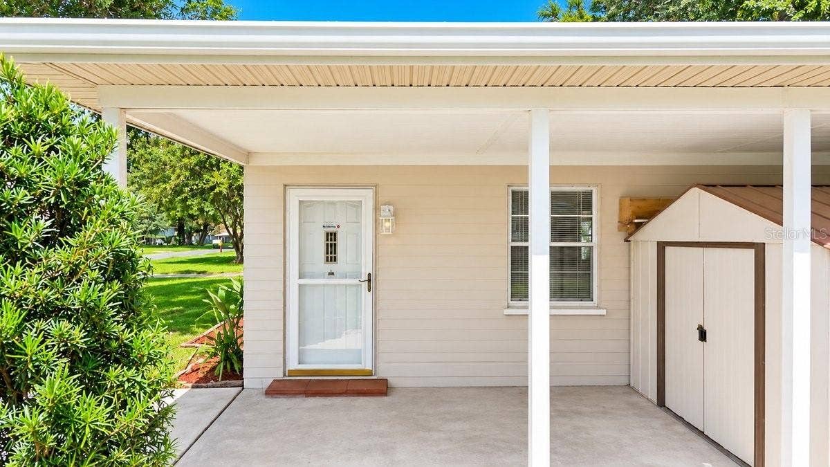 118 PALM DRIVE, Daytona Beach, FL 32117