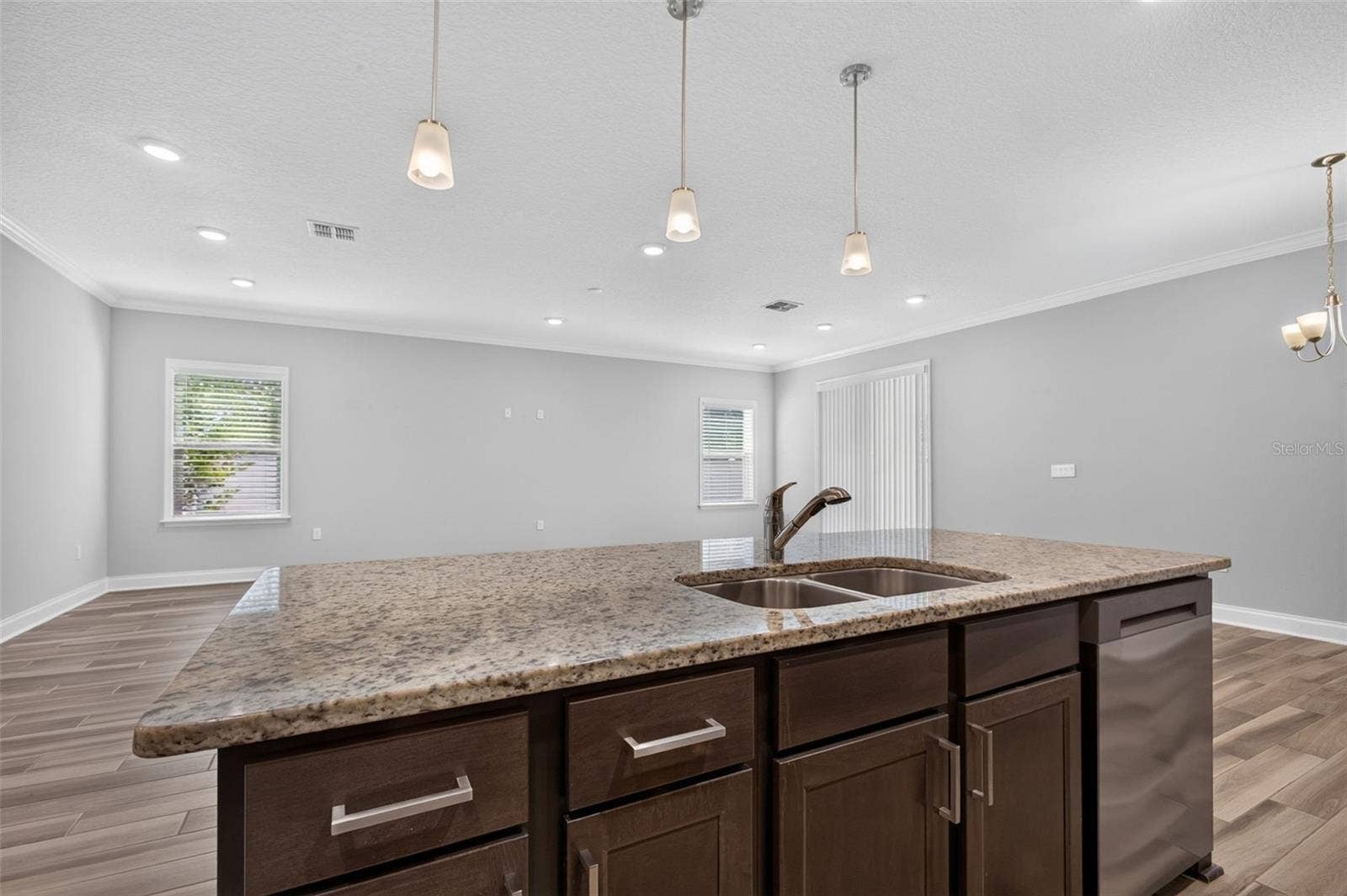 21 LANCELOT DRIVE, Palm Coast, FL 32137 21 LANCELOT DRIVE, Palm Coast, FL 32137