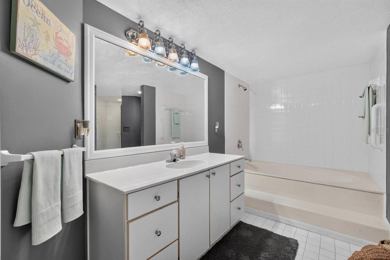 1 JOHN ANDERSON DRIVE, #301, Ormond Beach, FL 32176 PRIMARY BATHROOM