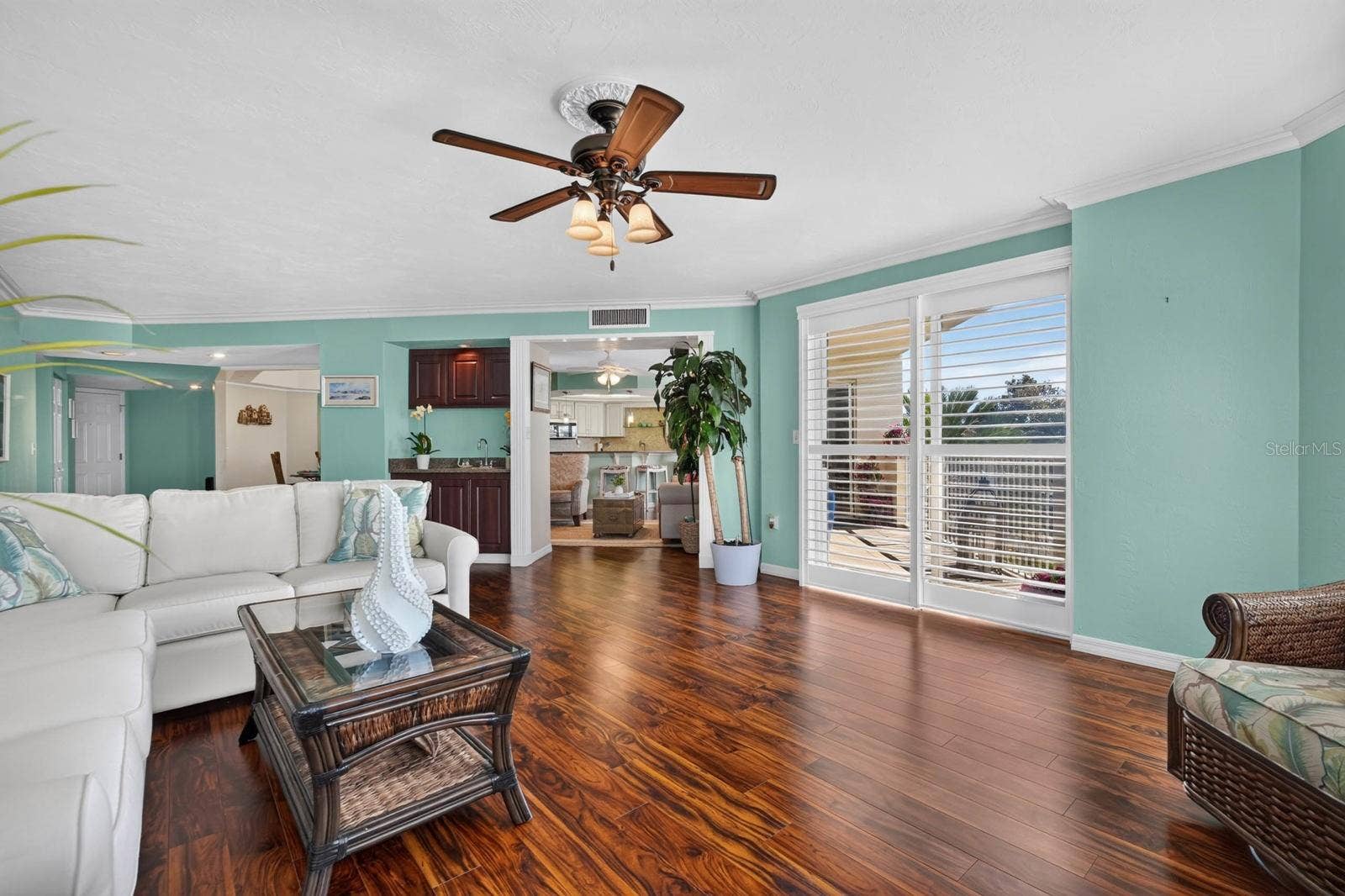 1 JOHN ANDERSON DRIVE, #301, Ormond Beach, FL 32176 LIVING ROOM