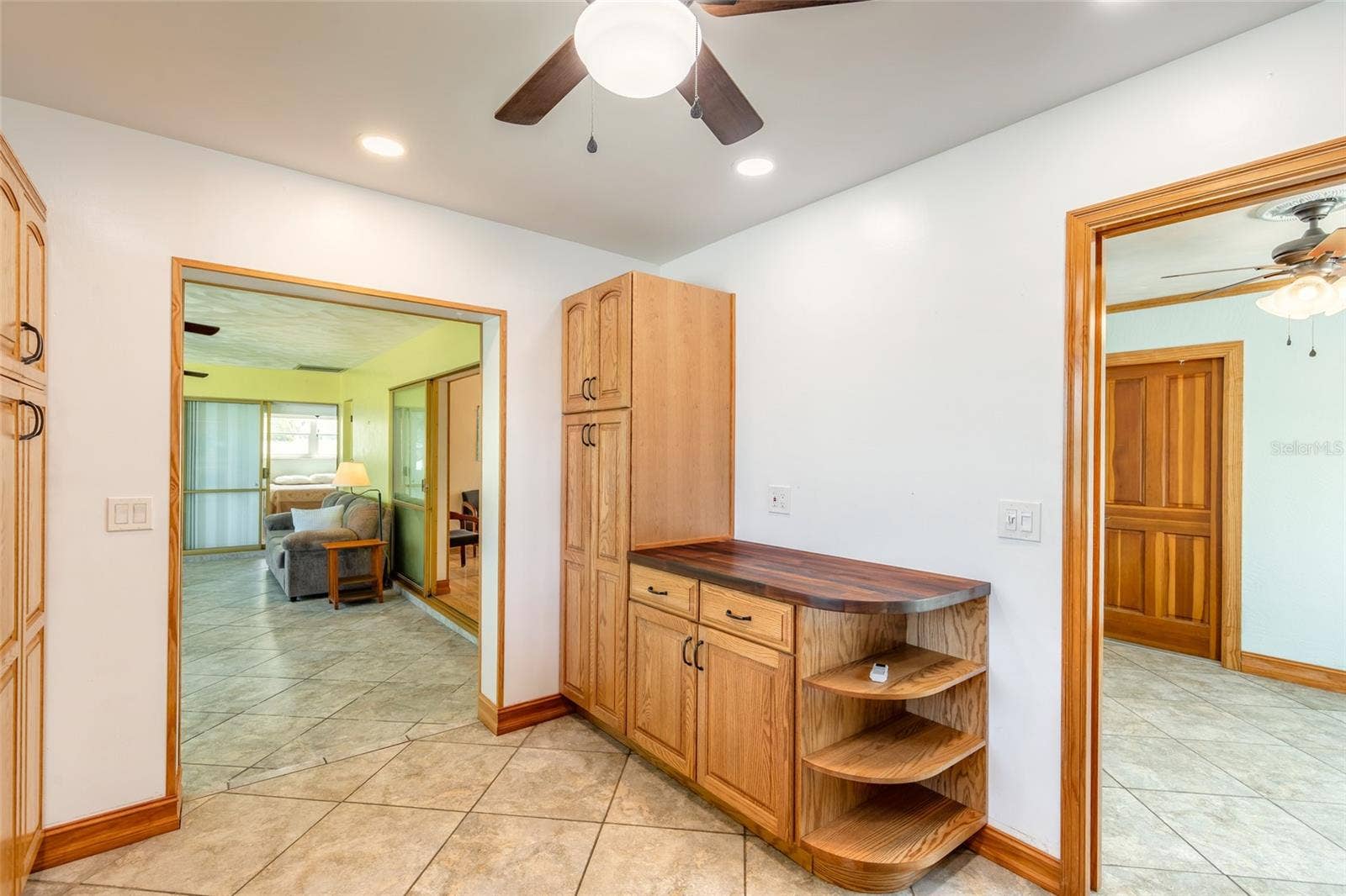 879 W COQUINA DRIVE, Daytona Beach, FL 32117 879 W COQUINA DRIVE, Daytona Beach, FL 32117
