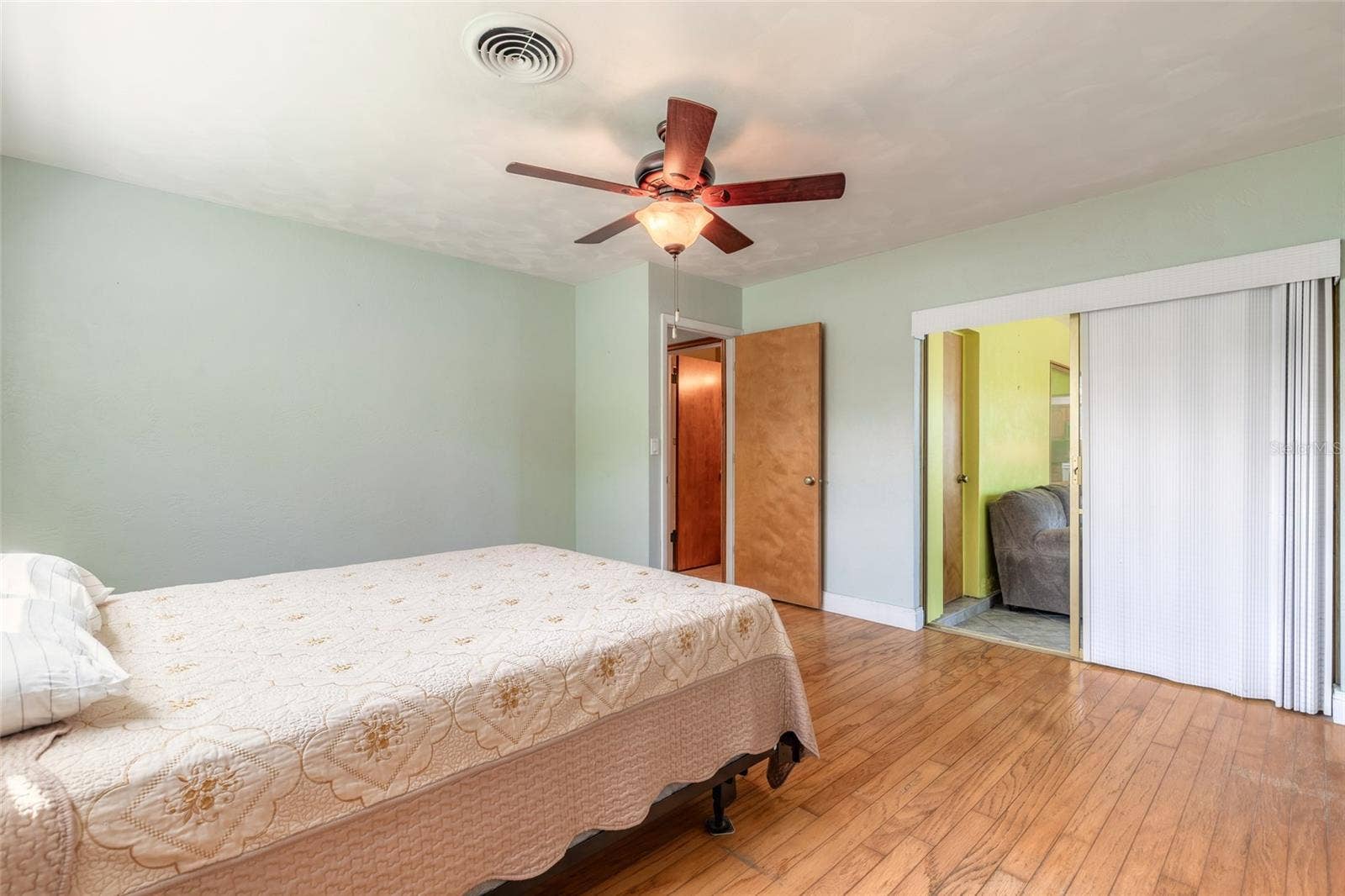 879 W COQUINA DRIVE, Daytona Beach, FL 32117 879 W COQUINA DRIVE, Daytona Beach, FL 32117