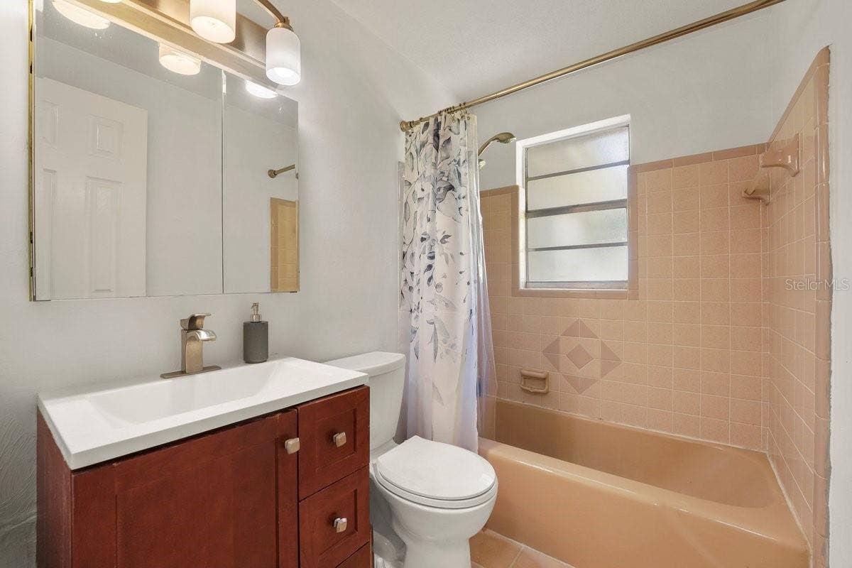 5278 BARHYDT AVENUE, Port Orange, FL 32127 5278 BARHYDT AVENUE, Port Orange, FL 32127