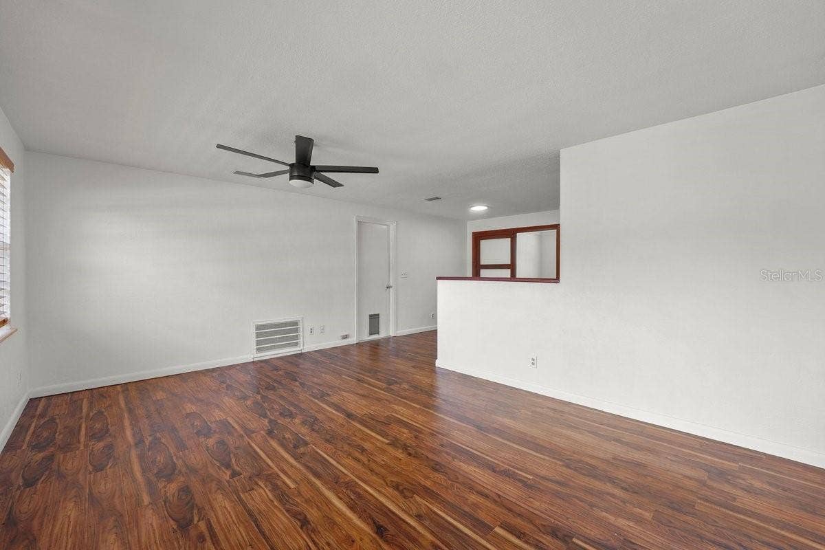 5278 BARHYDT AVENUE, Port Orange, FL 32127 5278 BARHYDT AVENUE, Port Orange, FL 32127