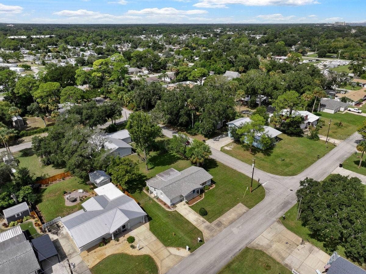 5278 BARHYDT AVENUE, Port Orange, FL 32127 5278 BARHYDT AVENUE, Port Orange, FL 32127