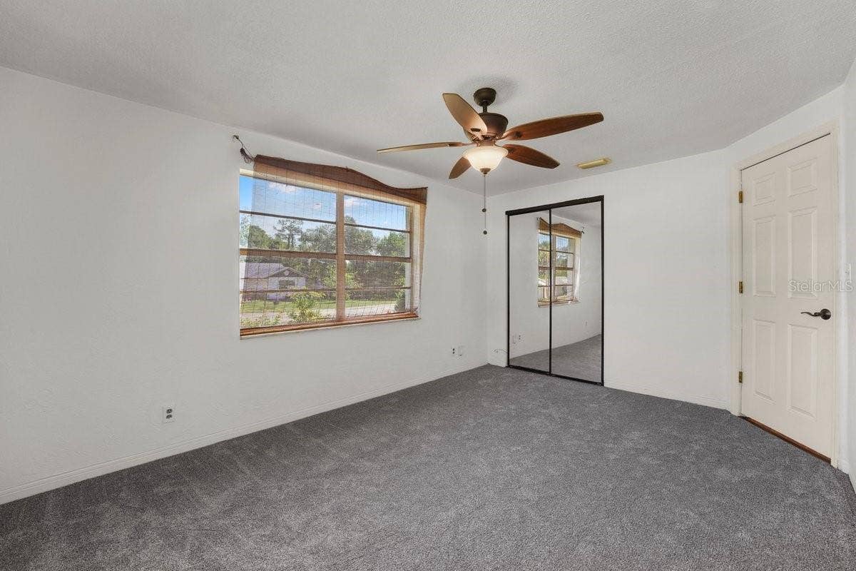 5278 BARHYDT AVENUE, Port Orange, FL 32127 5278 BARHYDT AVENUE, Port Orange, FL 32127