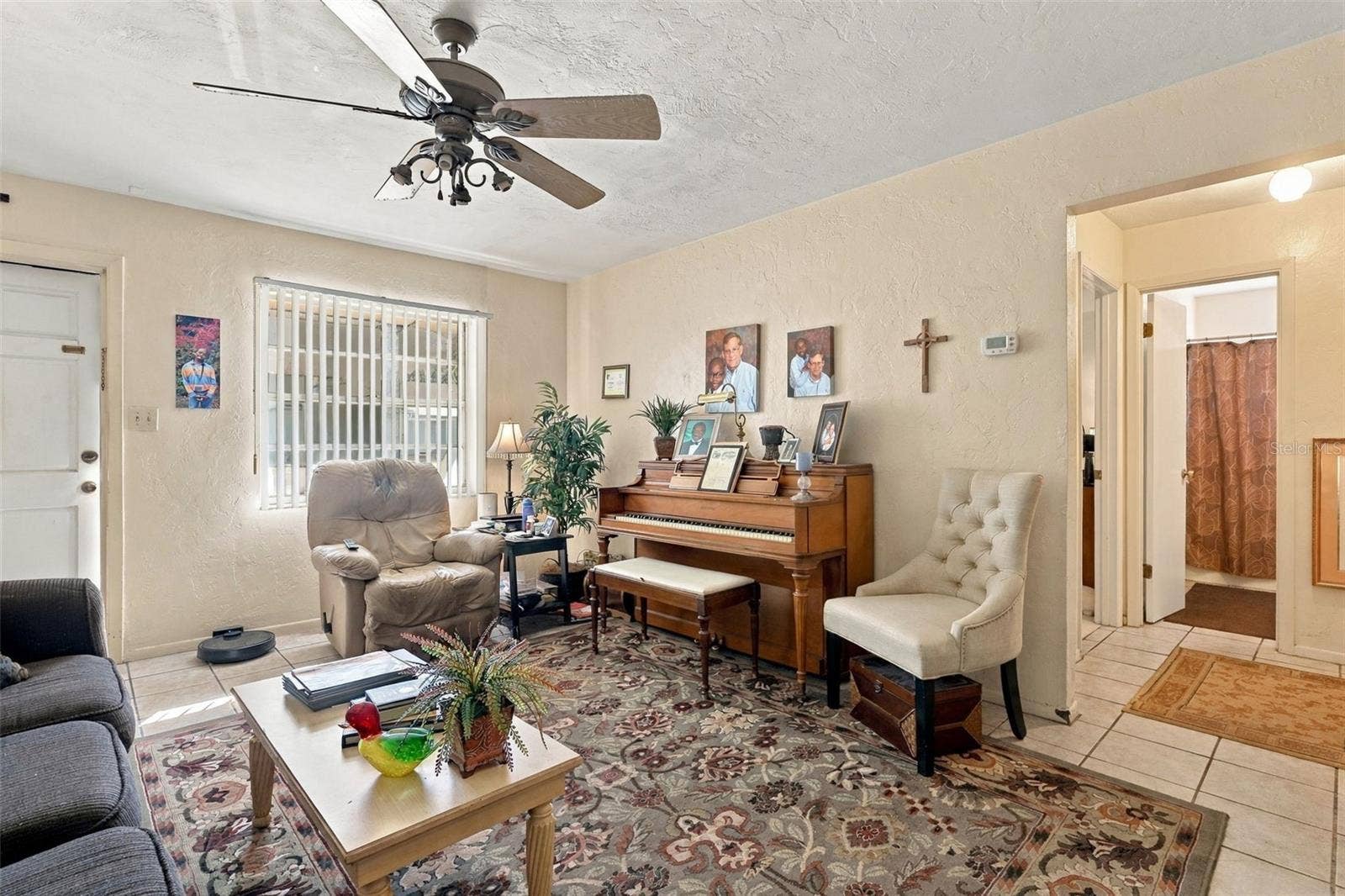 226 N JULIA AVENUE, Deland, FL 32720 226 N JULIA AVENUE, Deland, FL 32720