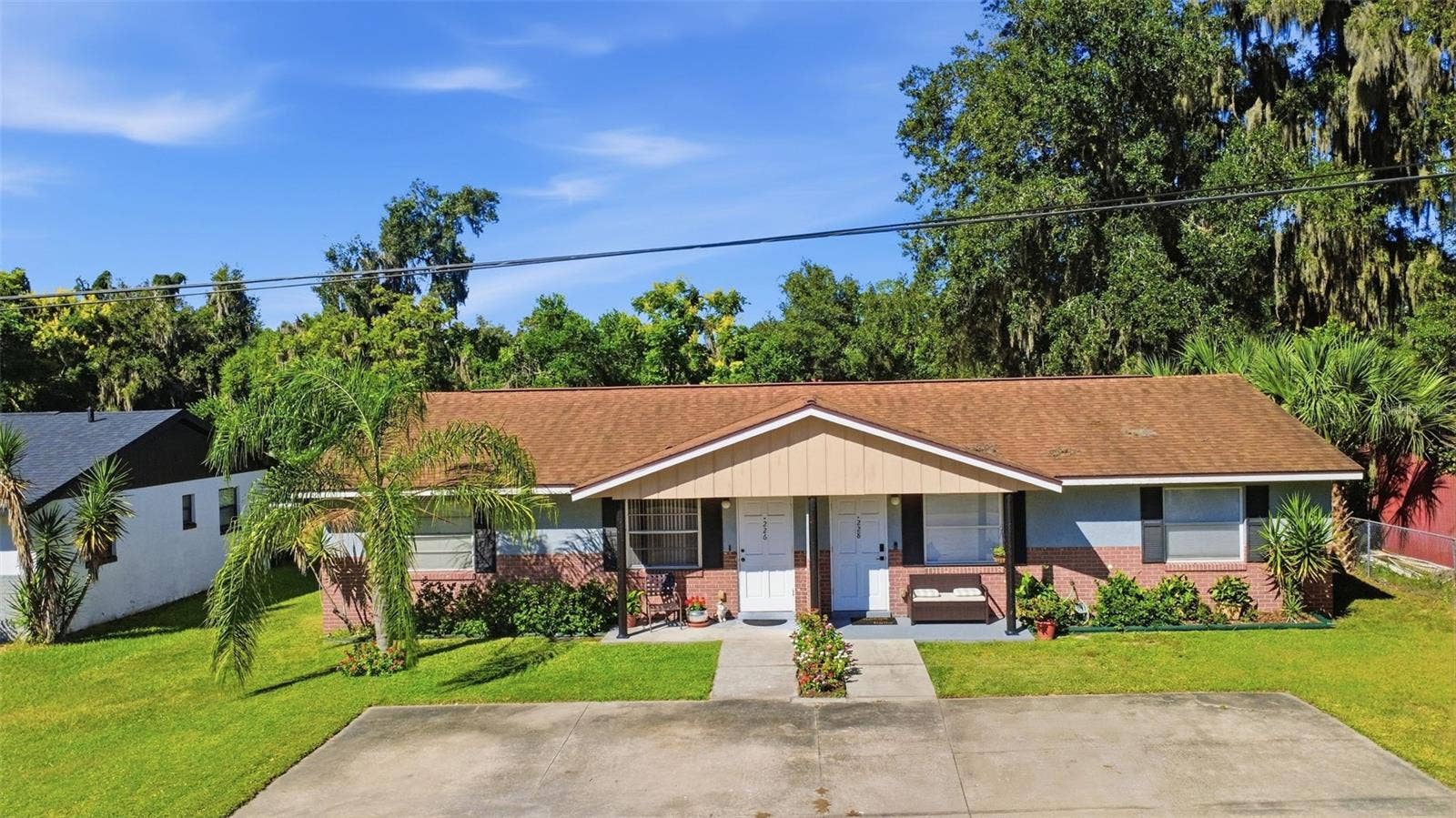 226 N JULIA AVENUE, Deland, FL 32720 226 N JULIA AVENUE, Deland, FL 32720