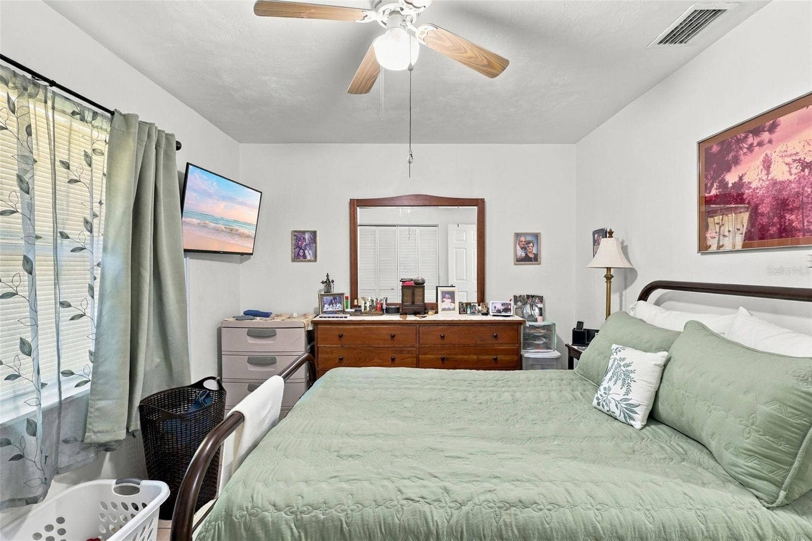 226 N JULIA AVENUE, Deland, FL 32720 226 N JULIA AVENUE, Deland, FL 32720
