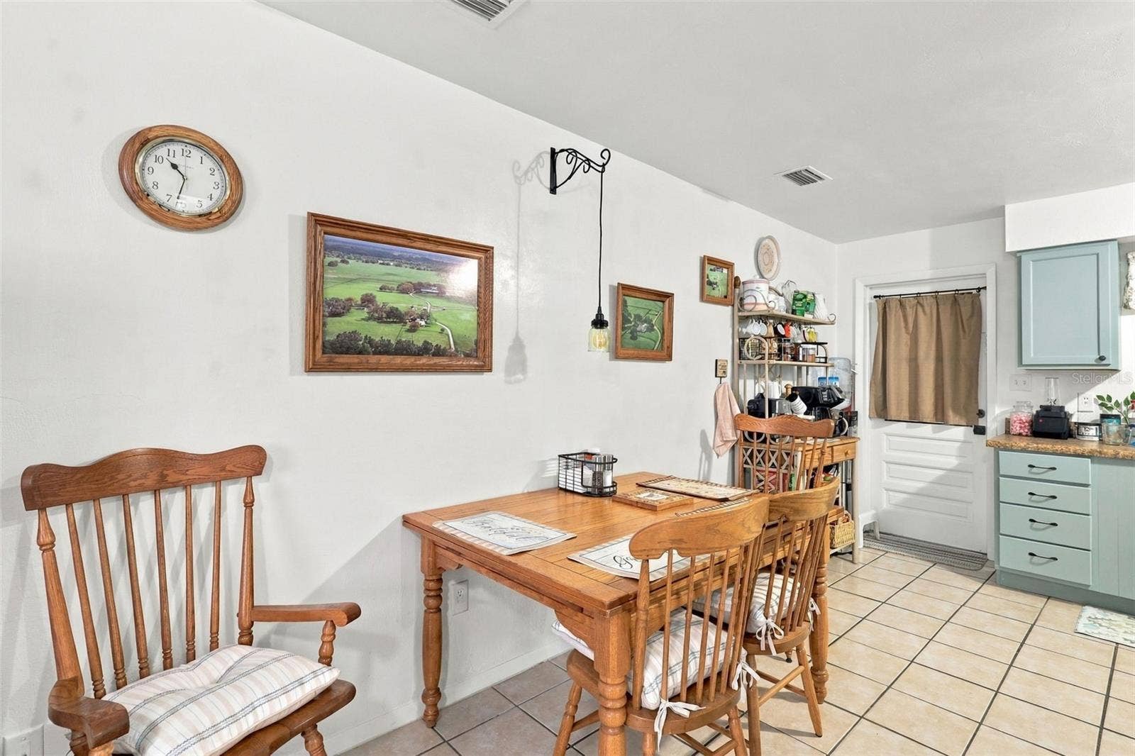 226 N JULIA AVENUE, Deland, FL 32720 226 N JULIA AVENUE, Deland, FL 32720