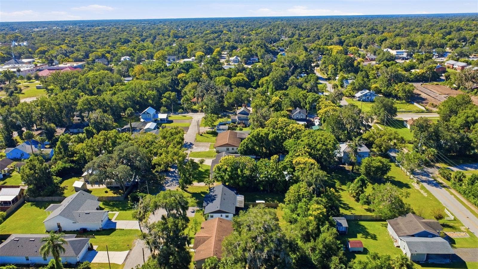 226 N JULIA AVENUE, Deland, FL 32720 226 N JULIA AVENUE, Deland, FL 32720