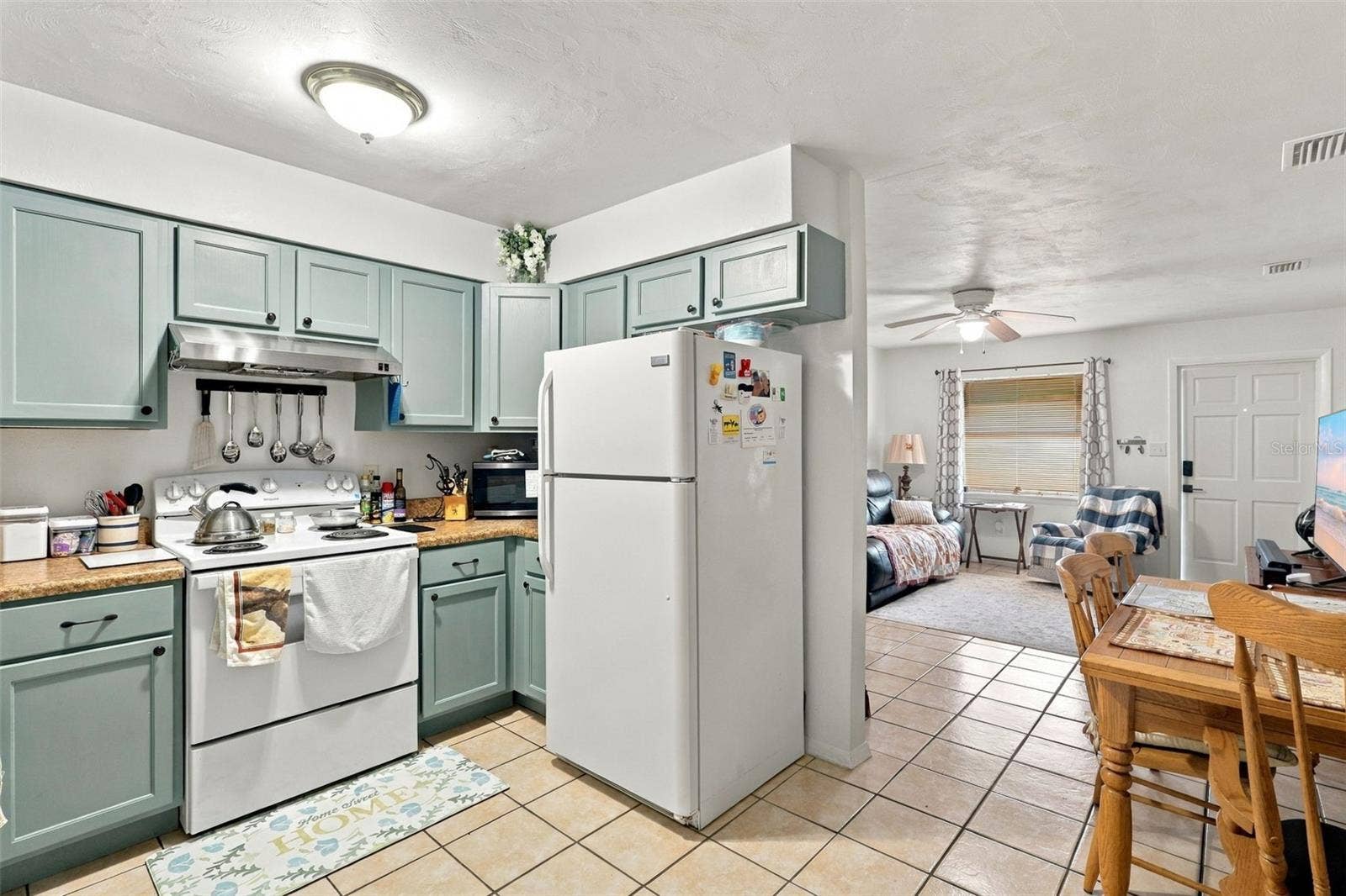226 N JULIA AVENUE, Deland, FL 32720 226 N JULIA AVENUE, Deland, FL 32720