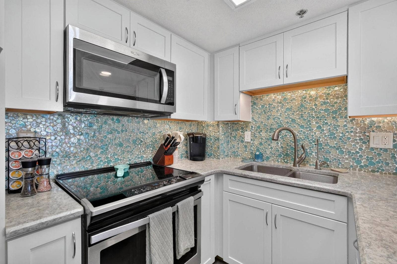 3023 S ATLANTIC AVENUE, #1106, Daytona Beach Shores, FL 32118 Kitche