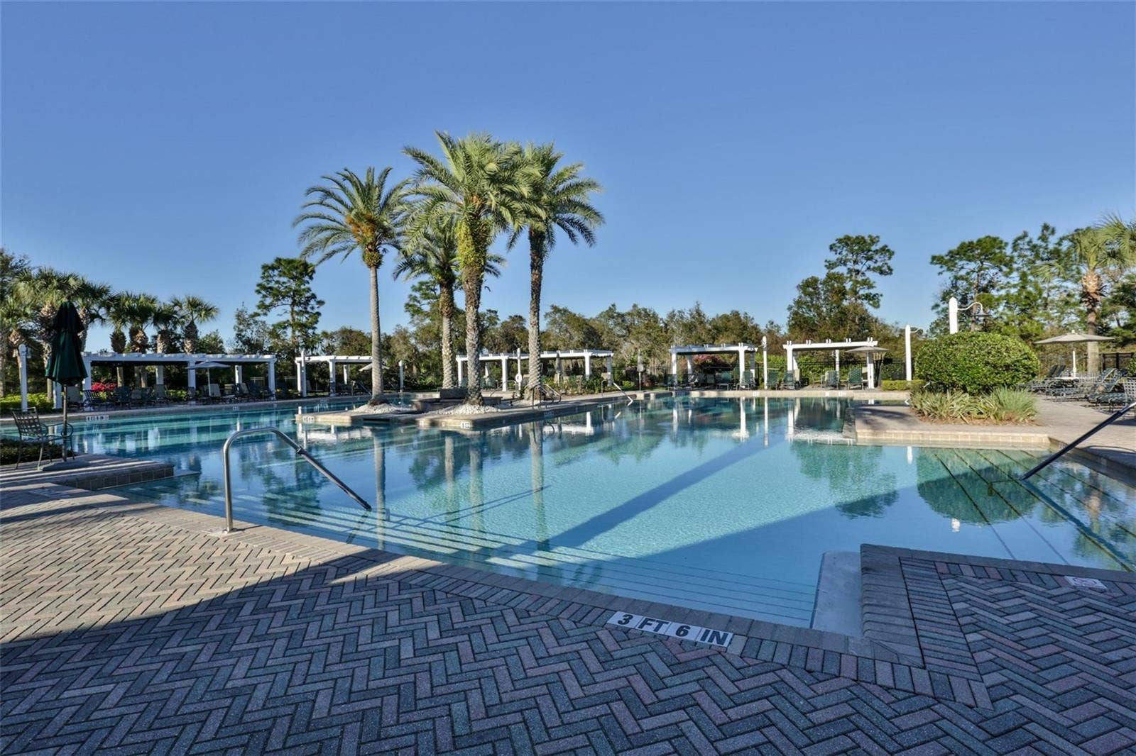 413 CYPRESS HILLS WAY, Deland, FL 32724 Heated Pool