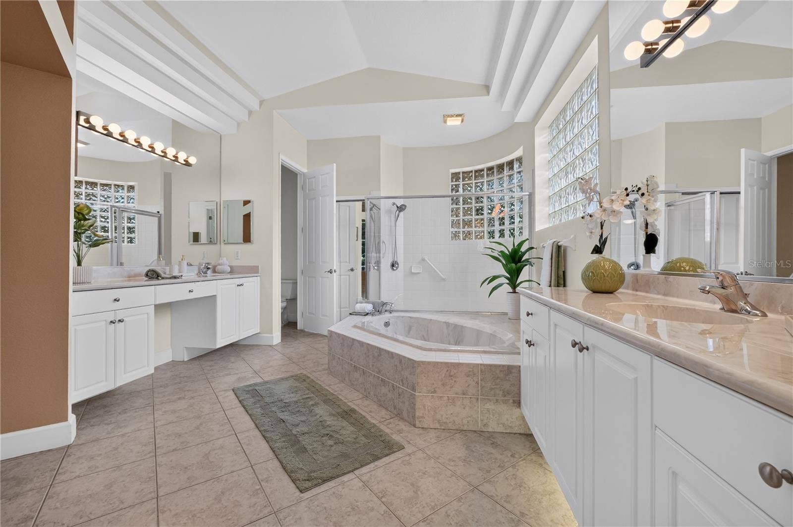 12 BROOK CREST WAY, Ormond Beach, FL 32174 12 BROOK CREST WAY, Ormond Beach, FL 32174