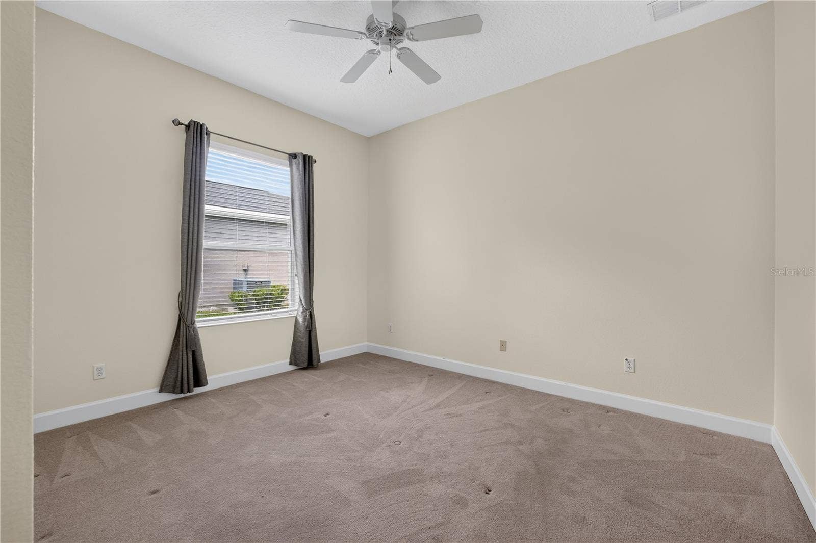 12 BROOK CREST WAY, Ormond Beach, FL 32174 12 BROOK CREST WAY, Ormond Beach, FL 32174