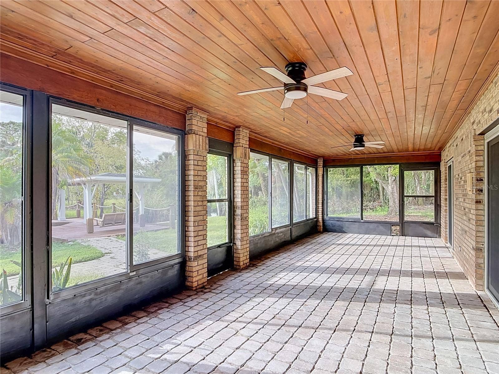 Lanai to deck and boathouse