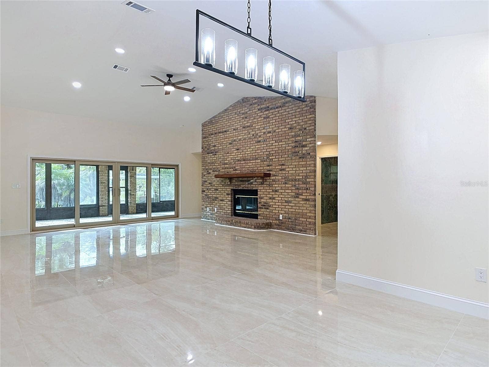 Dining to great room