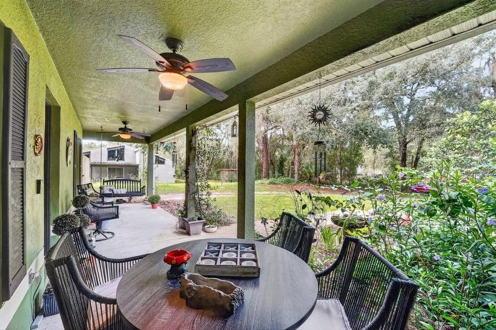1580 DELAND AVENUE, Orange City, FL 32763 Front Of House