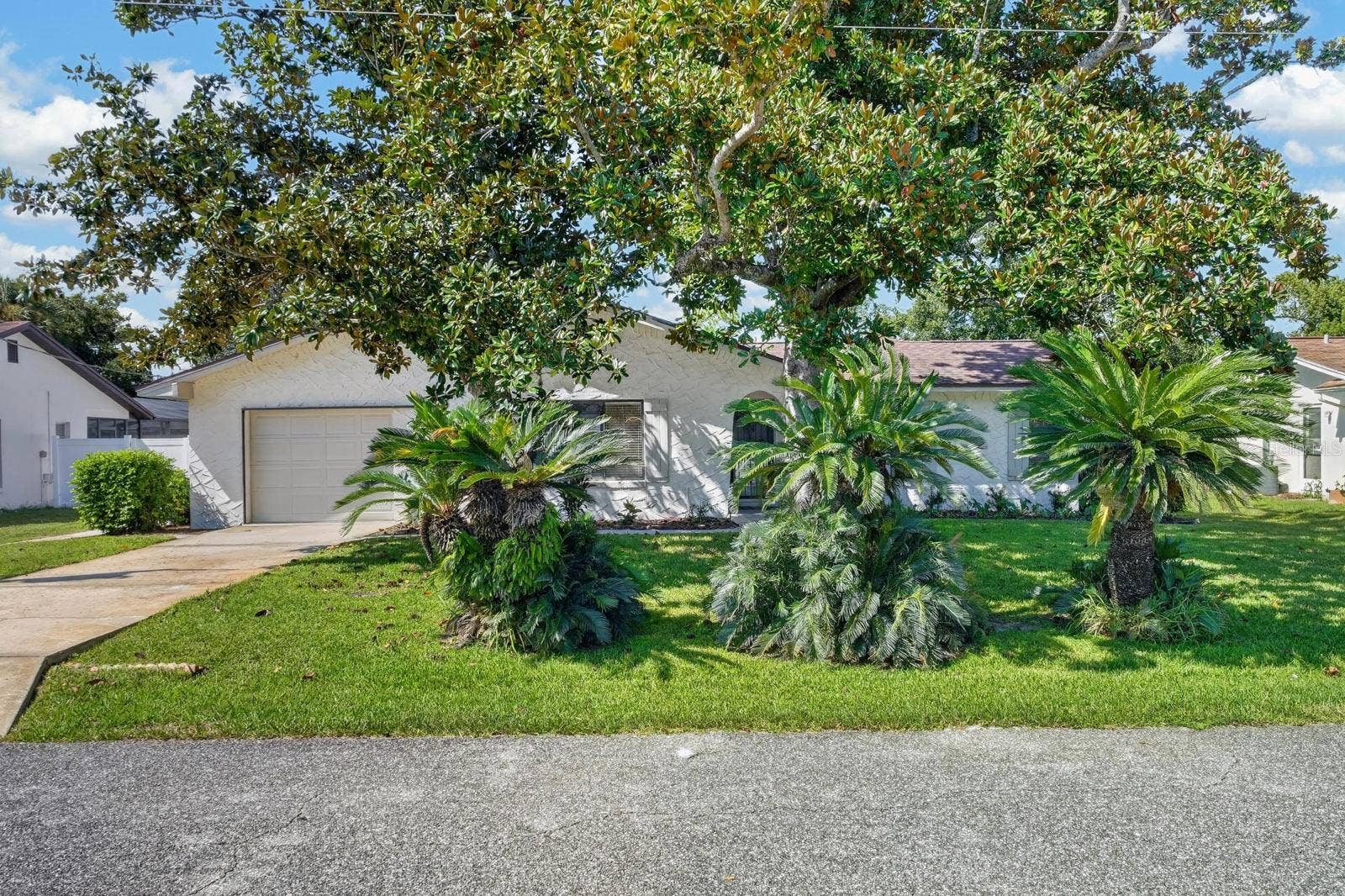 11 FERRIS LANE, Palm Coast, FL 32137 11 FERRIS LANE, Palm Coast, FL 32137