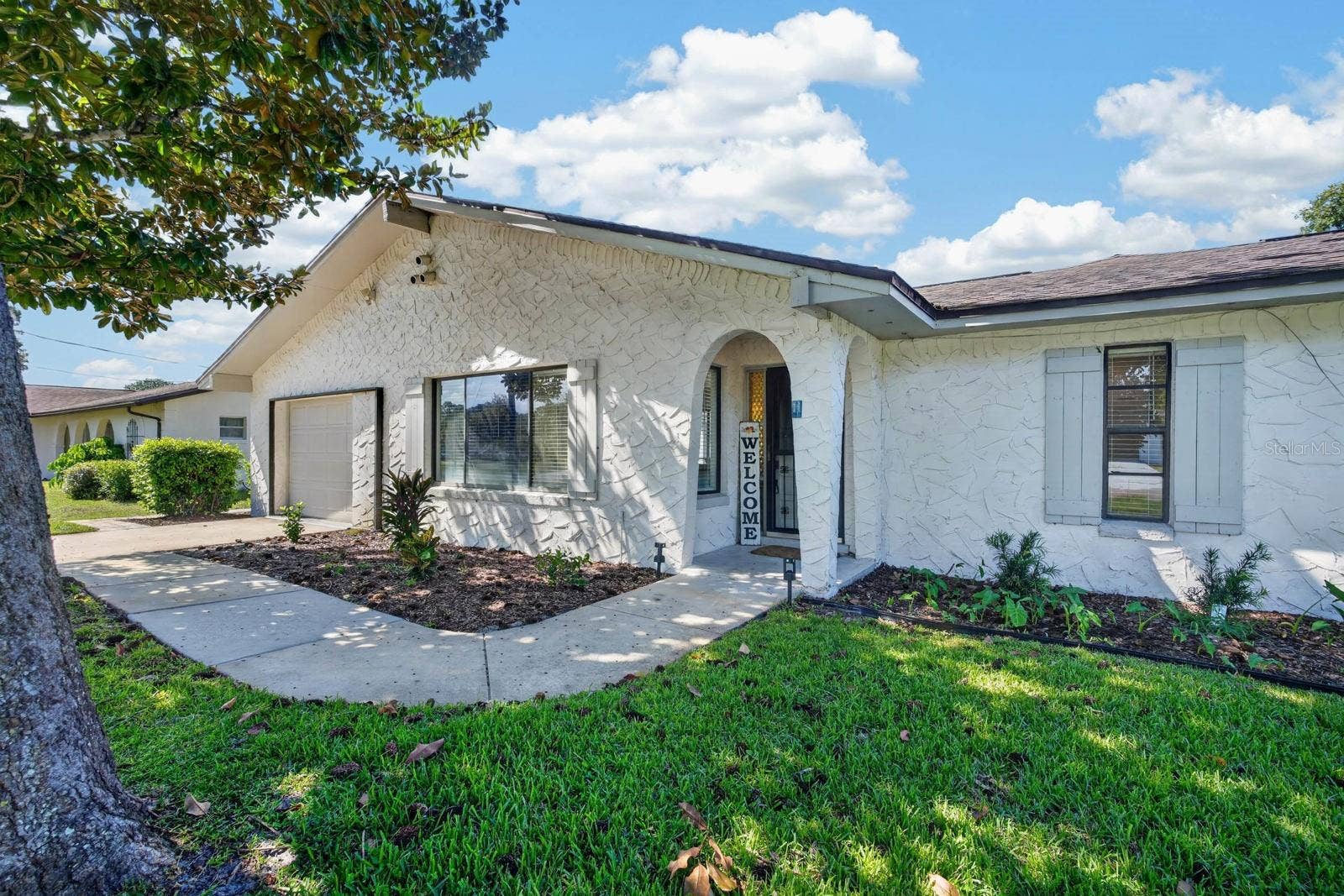 11 FERRIS LANE, Palm Coast, FL 32137 11 FERRIS LANE, Palm Coast, FL 32137