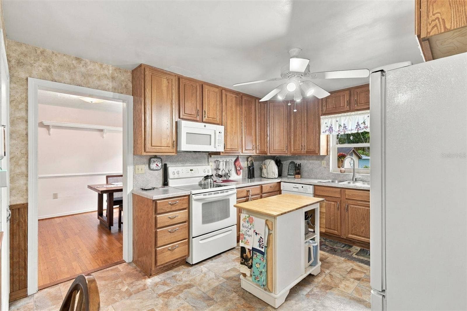 736 W RICH AVENUE, Deland, FL 32720
