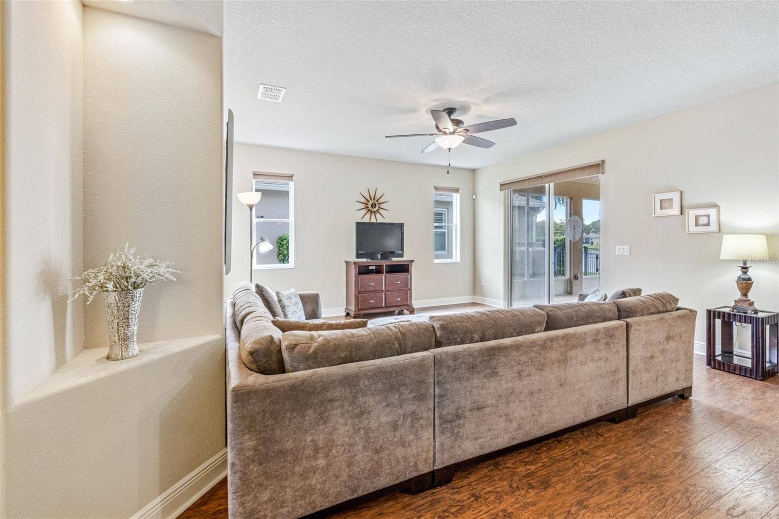 1246 GIROG AVENUE, Port Orange, FL 32129