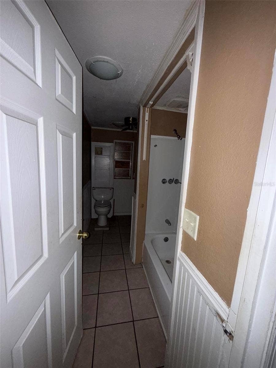 335 W WISCONSIN AVENUE, Deland, FL 32720 335 W WISCONSIN AVENUE, Deland, FL 32720